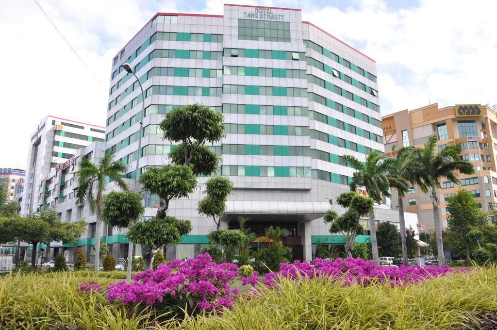 Tang Dynasty Hotel Kota Kinabalu Exterior photo